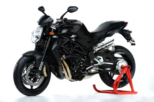 MV Agusta Brutale 920 Front 3-Quarter